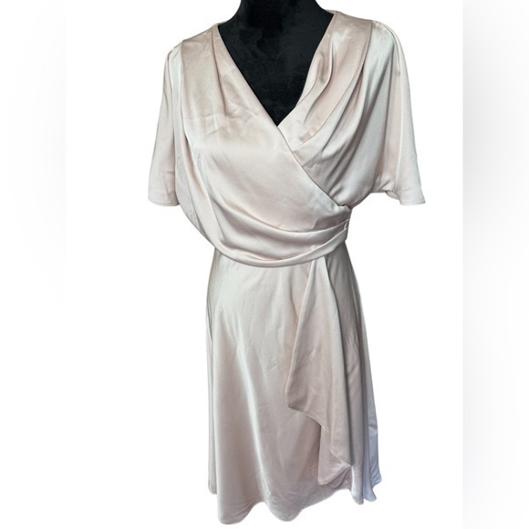 Taylor Women’s Petite Surplice-neck Short Sleeve Satin Midi Dress SZ 6p - Picture 1 of 7